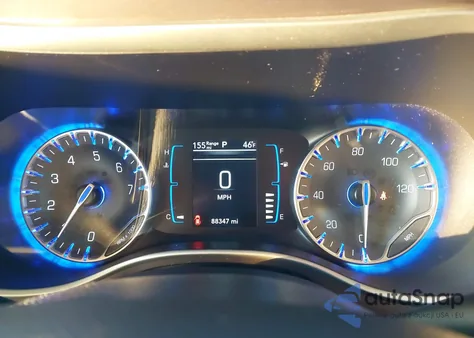 2017 Chrysler Pacifica Touring из США, поврежденный, VIN 2C4RC1DG7HR833548